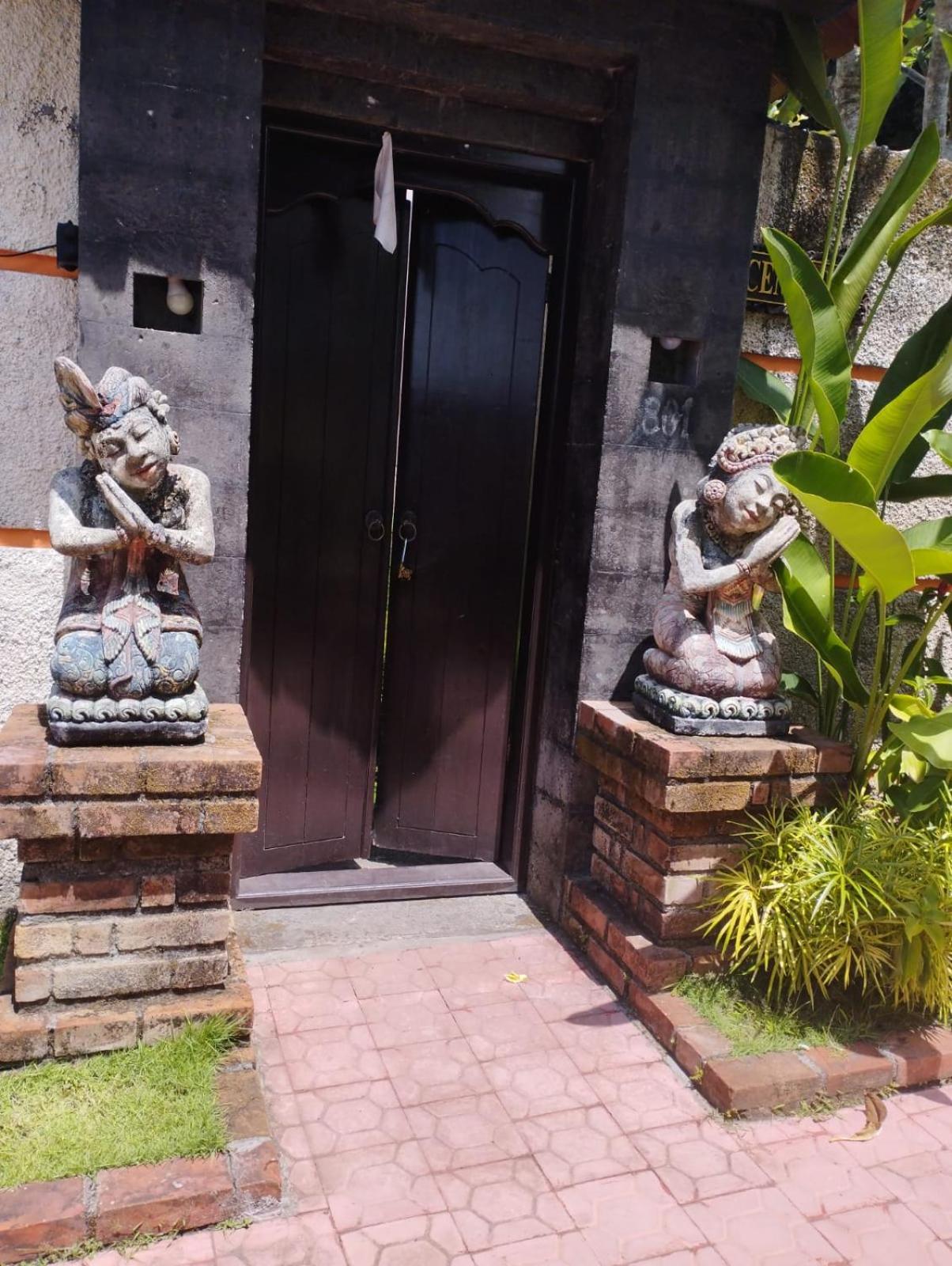 Kartika Dahayu Private Pool Villas Sukawati  Ngoại thất bức ảnh